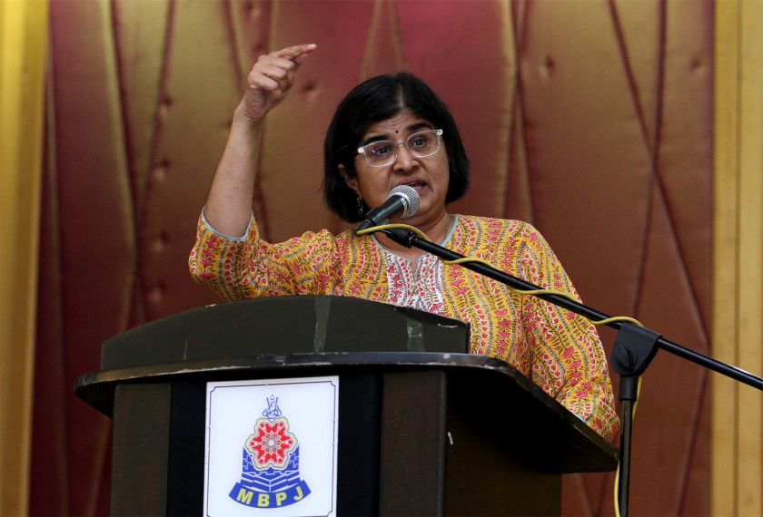 Datou00e2u20acu2122 Ambiga Sreenevasan delivers a speech at the Anti-Sedition Act dinner at Dewan Sivik, Petaling Jaya, October 27, 2014. u00e2u20acu201d Picture by Yusof Mat Isa