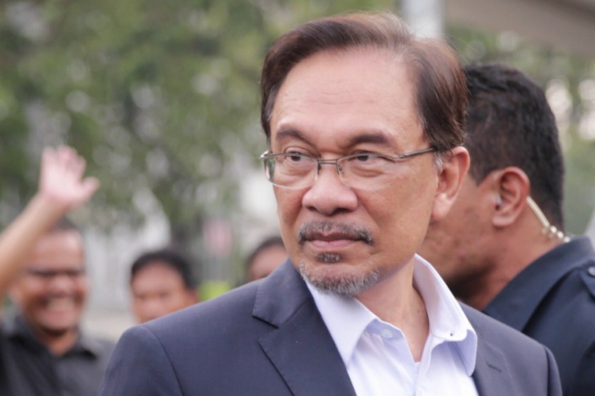 Datuk Seri Anwar Ibrahim leaving the court at the Palace of Justice at the end of the second day of his sodomy conviction appeal hearing, October 29, 2014. Picture by Choo Choy May