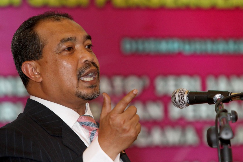 Minister in the Prime Minister's Department in charge of Islamic Affairs Datuk Seri Jamil Khir Baharom speaking at Kompleks Darul Kifayah, Kuala Lumpur, October 14, 2014. u00e2u20acu201d Picture by Yusof Mat