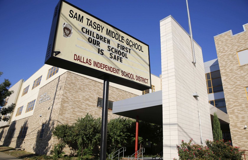 A sign is seen outside the Sam Tasby Middle School in Dallas, Texas, October 4, 2014. A student who was in contact with Thomas Eric Duncan, a man diagnosed with the Ebola virus, was removed from school earlier in the week. u00e2u20acu201d Reuters pic