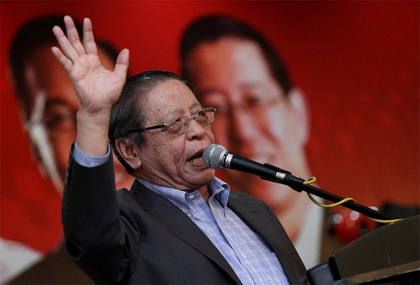 Lim Kit Siang delivers a speech at the Anti-Sedition Act dinner at Dewan Sivik, Petaling Jaya, October 27, 2014. u00e2u20acu201d Picture by Yusof Mat Isa