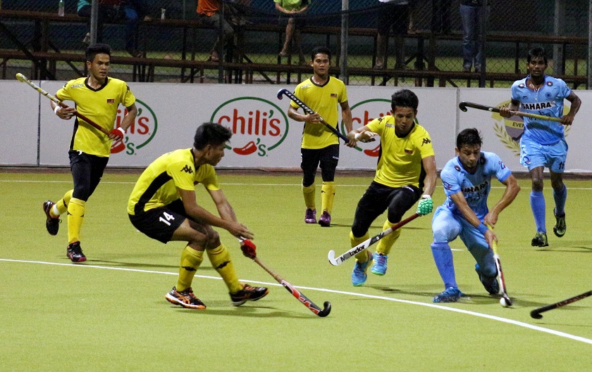 The national junior squad lost 2-4 to India at the 2014 Sultan of Johor Cup Under-21 International Hockey Championship at the Taman Daya hockey stadium in Johor, October 16, 2014. u00e2u20acu201d Bernama pic