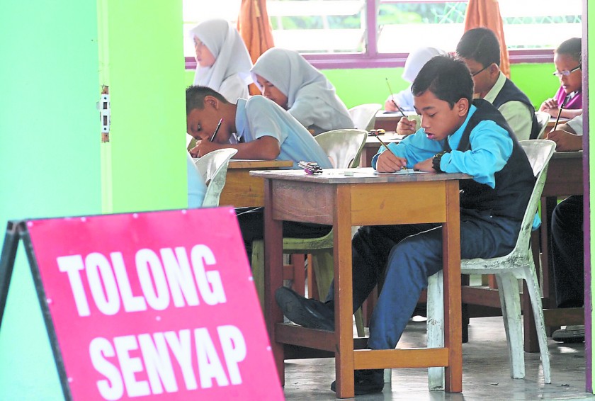 Pupils of SK Seremban Jaya sit for the UPSR papers. Stringent measures are being taken by the Education Ministry to ensure the leaks in the Science, English, Mathematics and Tamil papers do not happen again. u00e2u20acu201d Picture by Bernama