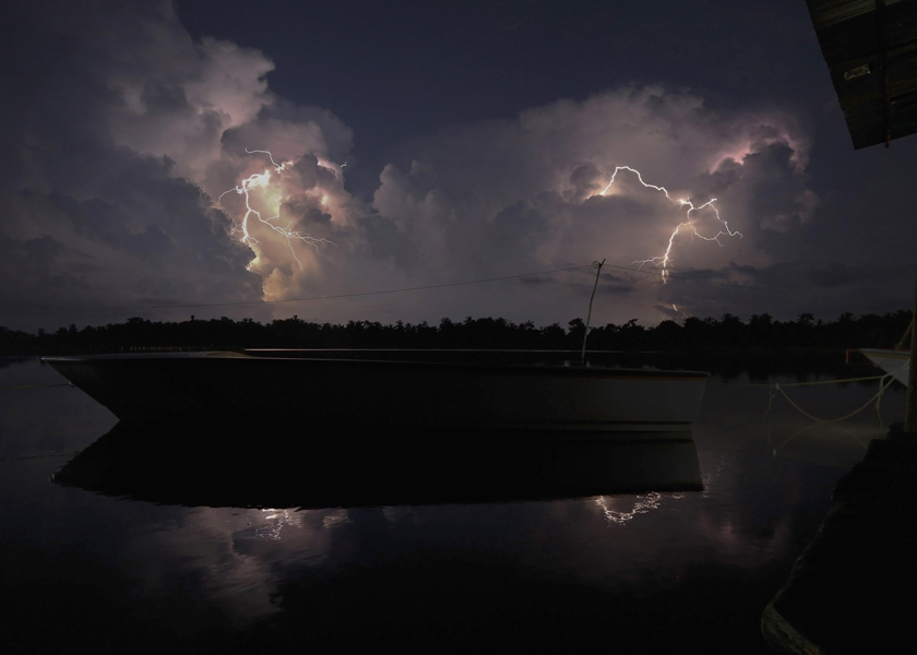 Lightning strikes over Lake Maracaibo in the village of Congo Mirador, where the Catatumbo River feeds into the lake, in the western state of Zulia October 22, 2014. u00e2u20acu201d Reuters pic
