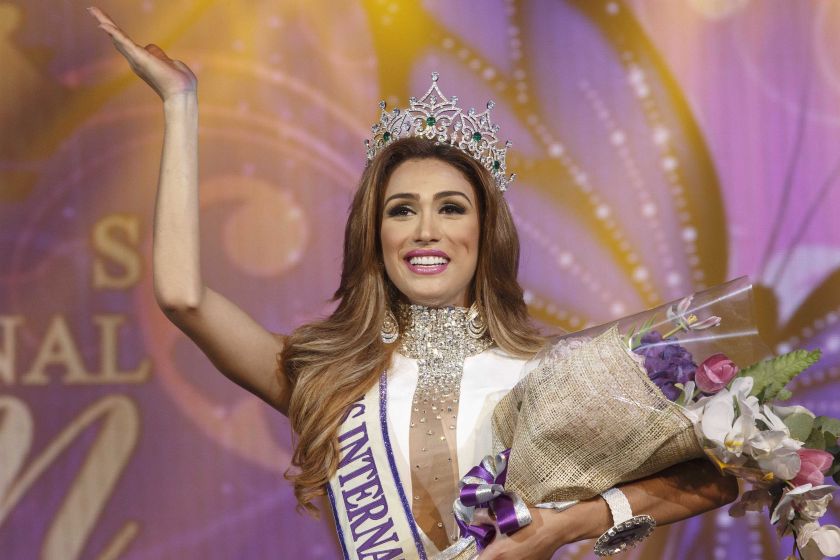 Isabella Santiago of Venezuela waves after she was crowned Miss International Queen 2014 at the transgender/transsexual beauty pageant in Pattaya November 7, 2014. u00e2u20acu2022 Reuters pic