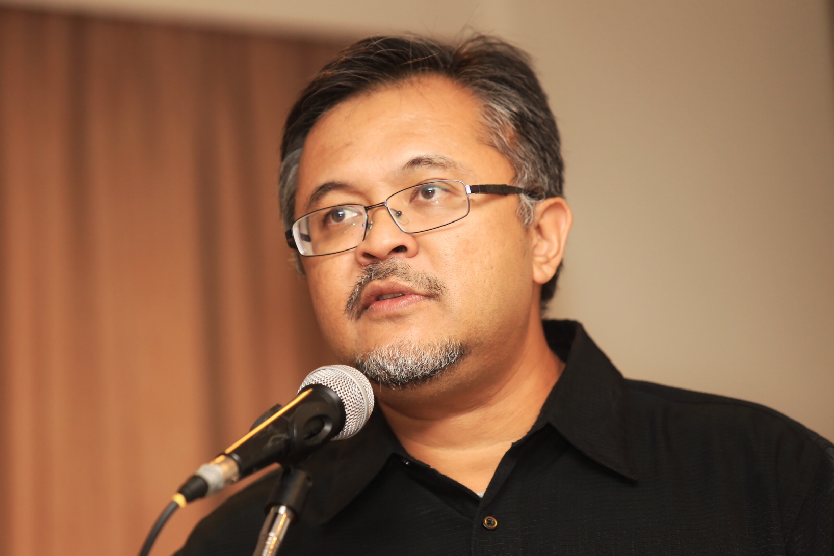 Ibrahim Suffian said fifty-four per cent of those above the age of 60 said they did not think it would happen again. ― Picture by Saw Siow Feng