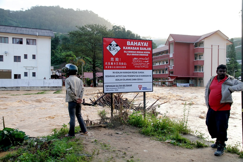 Three people have been killed in the latest flash floods and landslides that have hit Cameron Highlands yet again. u00e2u20acu201d Bernama pic