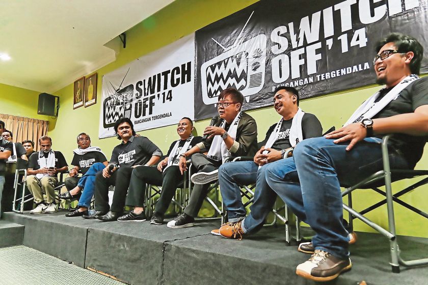 Khoo and Jurey (third right) with other filmmakers at the Switch Off '14 press conference on October 21. u00e2u20acu2022 Malay Mail pic