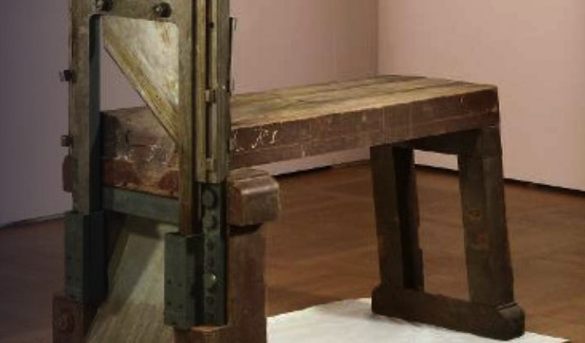 File picture shows a guillotine in a Munich museum. A Kelantan PAS leader was reported to have said a u00e2u20acu02dcminiu00e2u20acu2122 guillotine has been considered as a device that can be used to conduct amputations on offenders convicted under the hudud law. u00e2u20acu201d Reuters pic