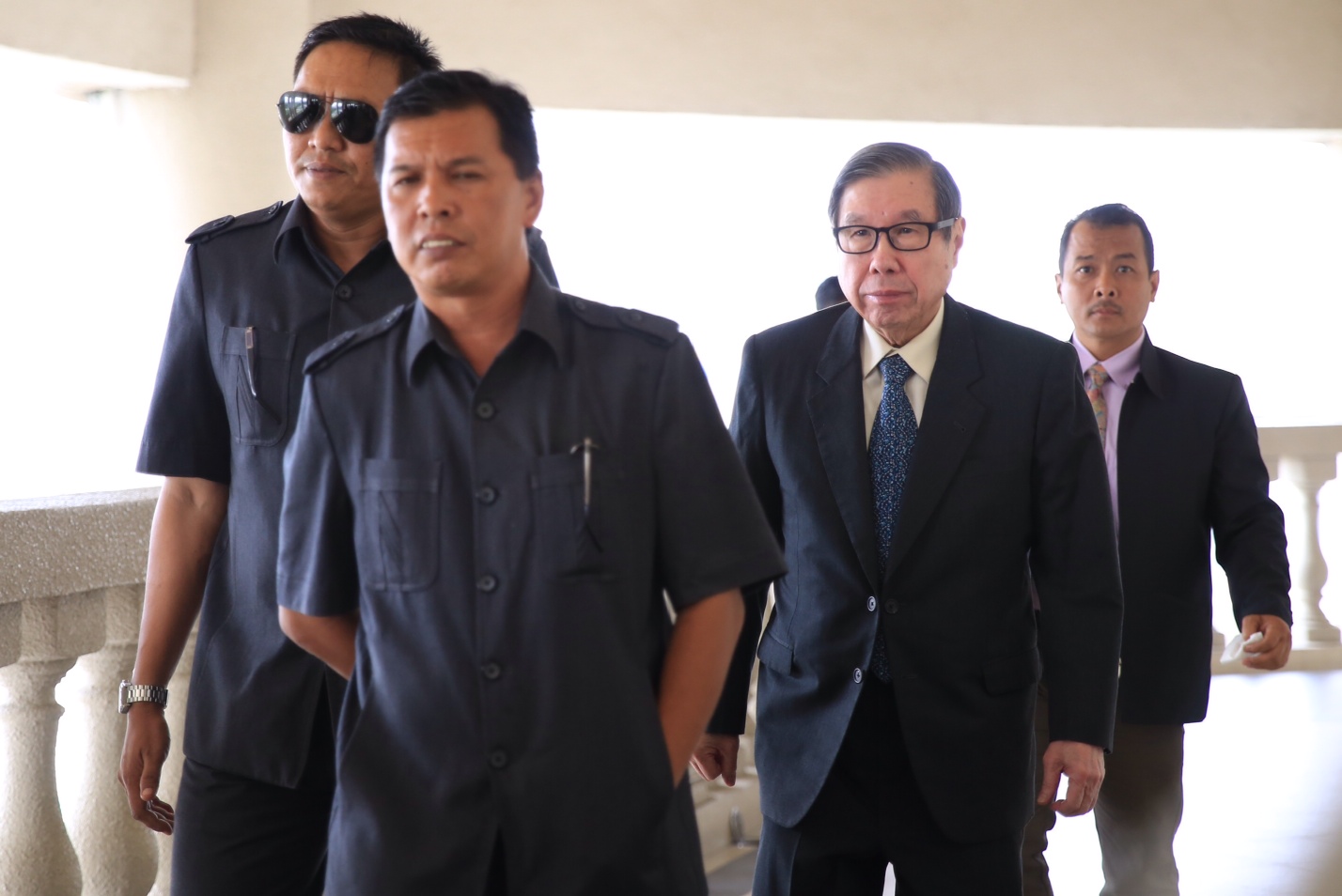 Tycoon Tan Sri Khoo Kay Peng is seen at the High Court in Kuala Lumpur, November 3, 2014. u00e2u20acu2022 Picture by Saw Siow Feng