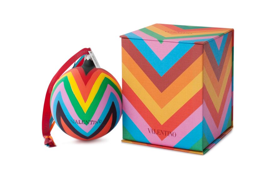 A Valentino Christmas bauble. — © Valentino