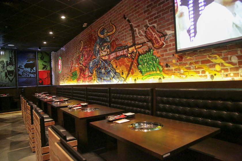 There's no worry of smelly clothes as Rocku uses smokeless Japanese charcoal grills.