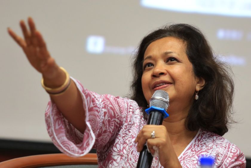 Datin Paduka Marina Mahathir speaks at the u00e2u20acu02dcFreedom of Expression: A Tool for Harmonisation or Polarisationu00e2u20acu2122 forum at Universiti Malaya, December 12, 2014. u00e2u20acu201d Picture by Saw Siow Feng