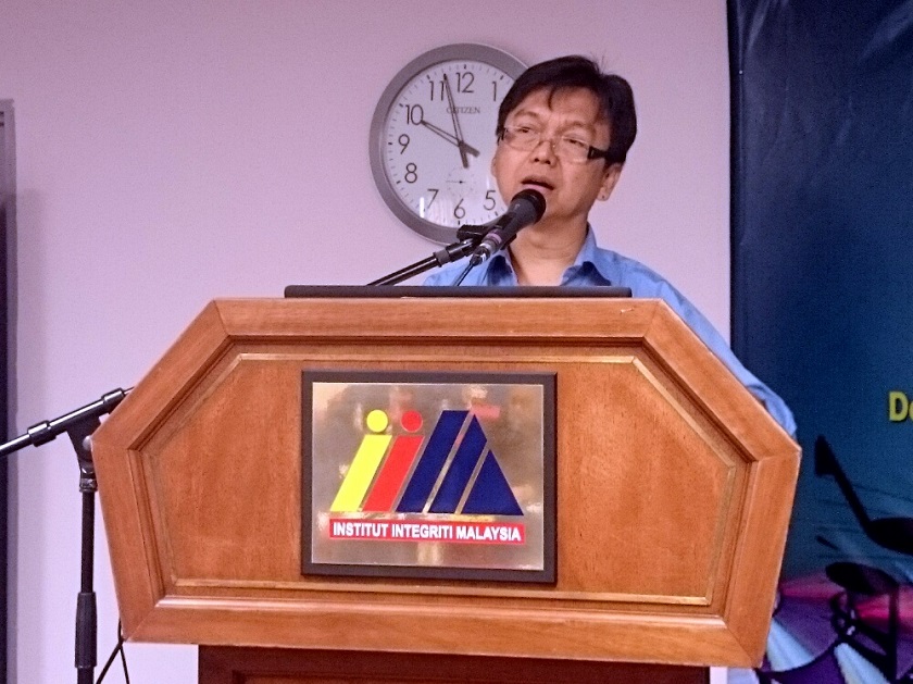 Award-winning local director Aziz M. Osman claimed Hollywood blockbusters can be propagandist but are subtle enough that they to reel in viewers who would be otherwise turned off by overt religious values and messages. u00c2u00acu00e2u20acu201d Picture by Zurairi AR