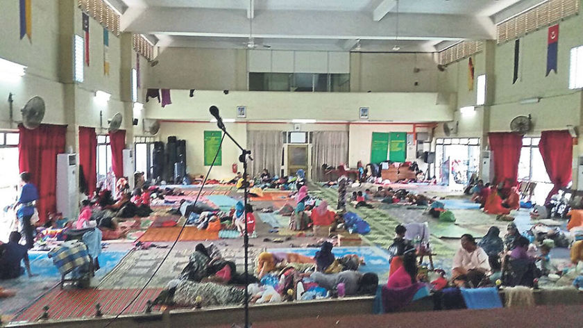 Flood victims at the relief centre in Badang, December 27, 2014.