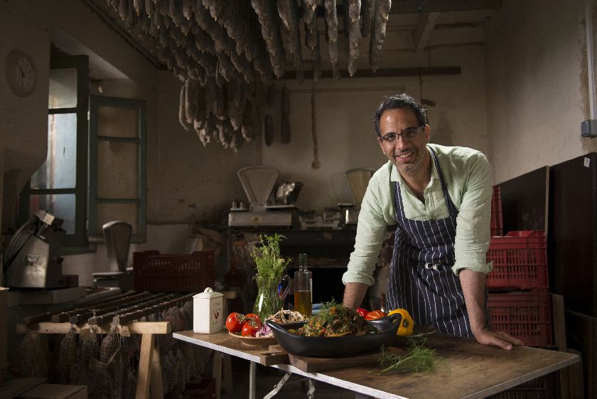 World Chef Yotam Ottolenghi in this undated handout obtained by Reuters December 22, 2014. REUTERS/Ten Speed Press/Handout 
