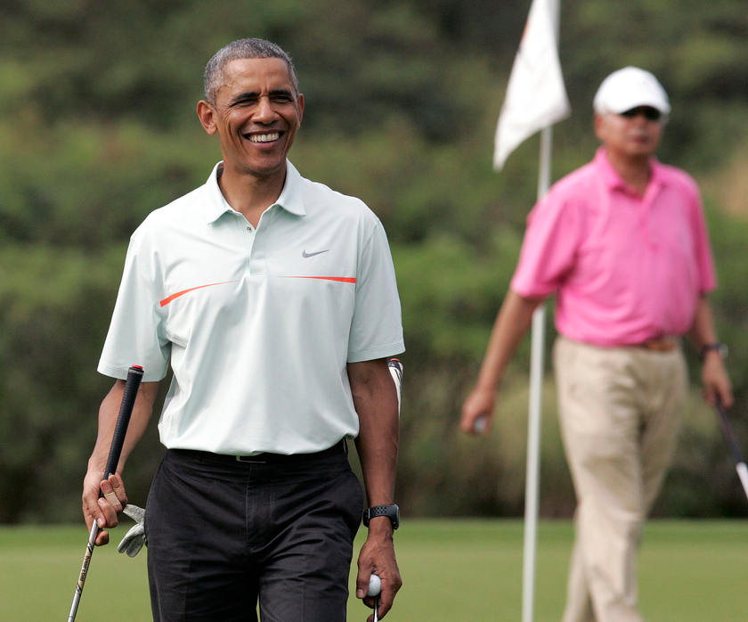 US President Barack Obama, a keen golfer, finishes a round with Datuk Seri Najib Razak (right) in Kaneohe, Hawaii, December 24, 2014. Another day of golf by Obama on December 28 got in the way of a wedding on the same golf course. u00e2u20acu201d Reuters pic