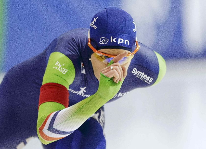 Ireen Wust skates during the women’s 3000m event at the ISU World Cup speed skating competition in Heerenveen December 12, 2014.