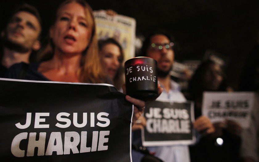 People participate in a vigil to pay tribute to the victims of a shooting, by gunmen at the offices of weekly satirical magazine Charlie Hebdo in Paris, at Paulista avenue in Sao Paulo, January 7, 2015. — Reuters pic