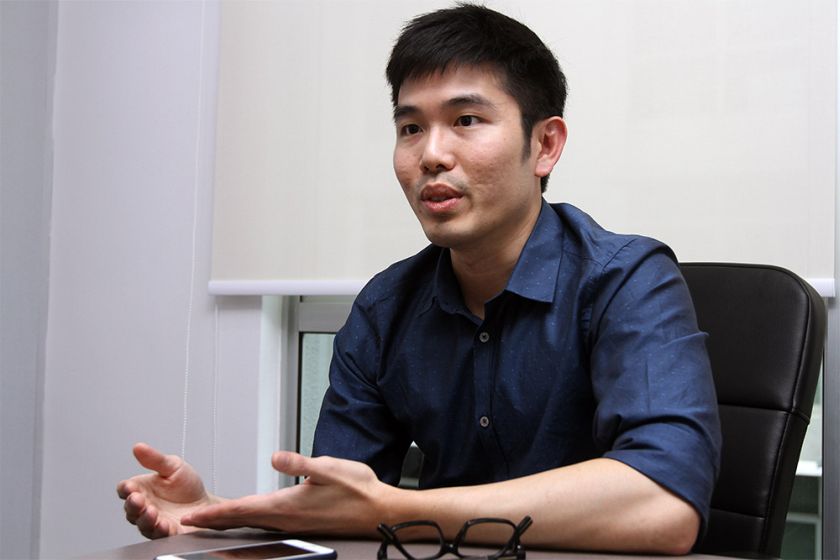 Snappymob CEO, Allen Ding speaks to reporters during an interview at Publika, January 8, 2015. ― Picture by Yusof Mat Isa