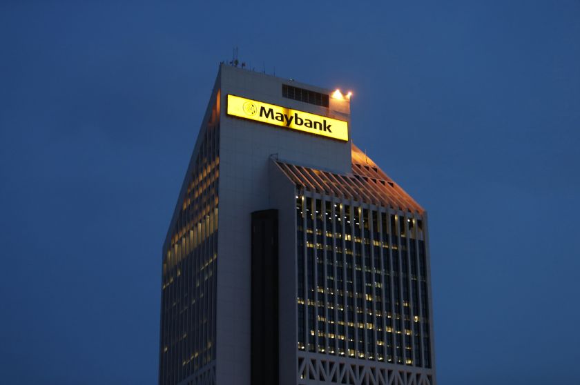 Maybank Tower, the headquarters of Maybank is seen in Kuala Lumpur in this April 5, 2013. u00e2u20acu201d Reuters file pic