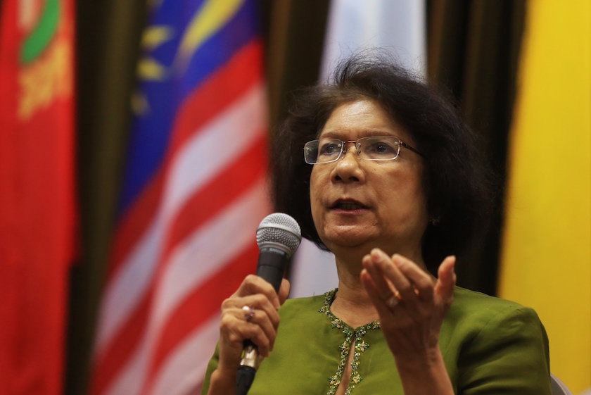 Datuk Noor Farida Ariffin speaks during the fifth anniversary of the IDEAS think-tank in Kuala Lumpur February 7, 2015. u00e2u20acu201d Picture by Saw Siow Feng