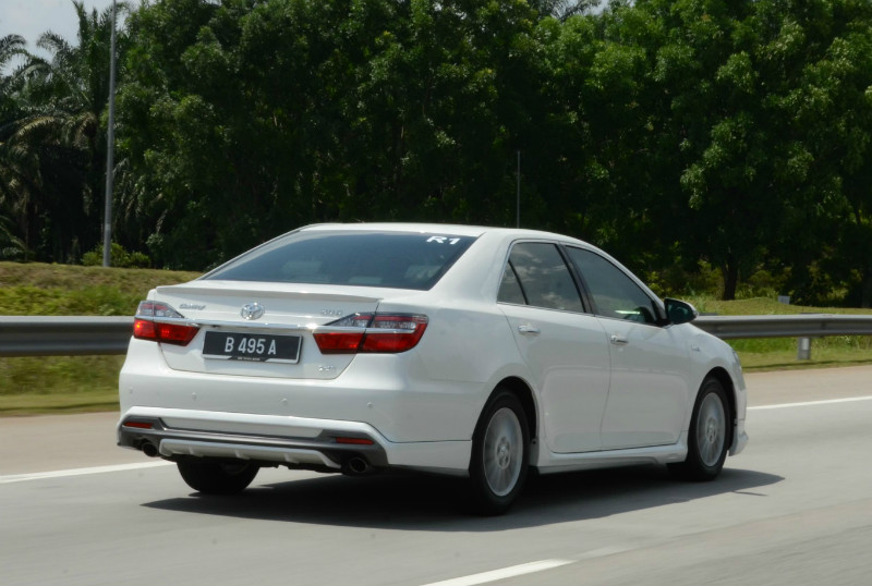The new 2015 Toyota Camry 2.0 is mechanically superior to the previous model.