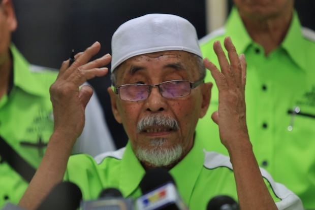 Ishak Surin said he is taking the action of mufarakah from PASu00e2u20acu2122 current leadership and mufarakah from leading the Batu division. u00e2u20acu201d Picture by Saw Siow Feng