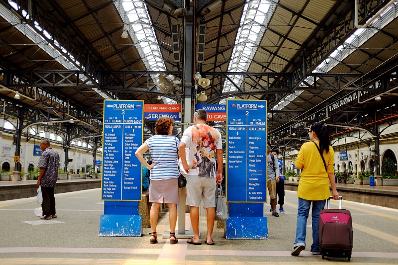 Tourists check the Komuter service route at the Kuala Lumpur KTM Komuter station, March 24, 2015. u00e2u20acu201d Bernama pic
