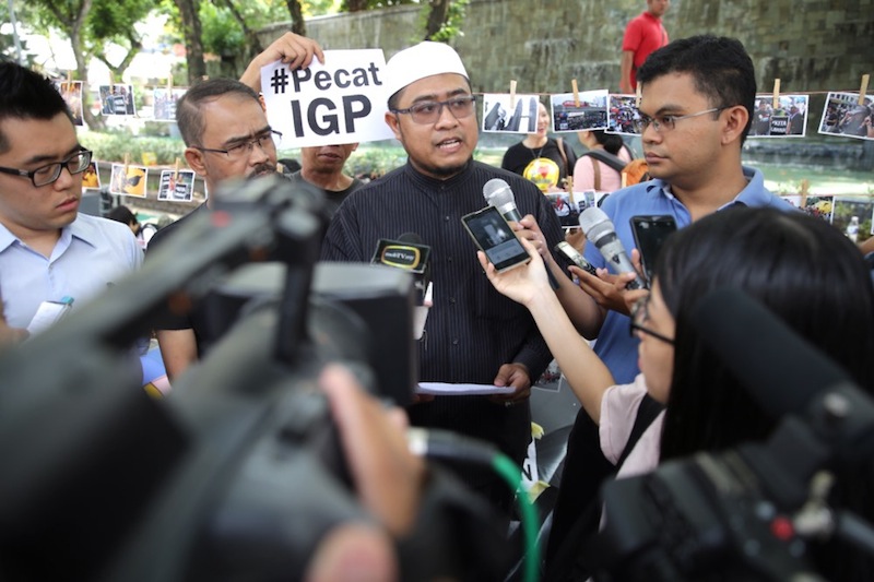 (From right) Akmal Nasir, Mohd Fakhrulrazi Mohd Mokhtar, Fariz Musa and Chua Wei Kiat. u00e2u20acu201d Picture by Choo Choy May