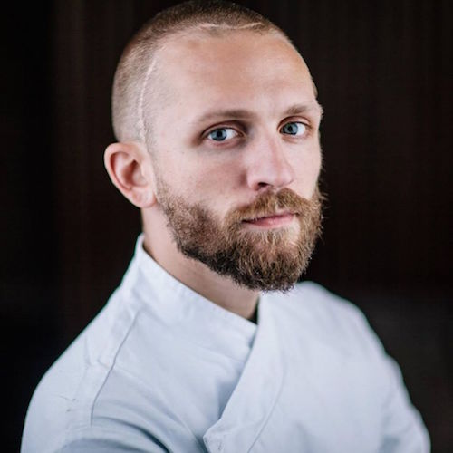 Bartender Steve Schneider of New York’s renowned Employees Only is also one of the world’s fastest. — TODAY pic