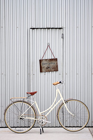 A Caffeinated Cyclist will happily ride to Wheeler’s Yard in Singapore for a pick-me-up.