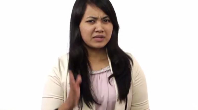 A screenshot of Aisyah Tajuddin in the u00e2u20acu02dcHudud Isi Periuk Nasi? [Kupas]u00e2u20acu2122 video posted on YouTube. 