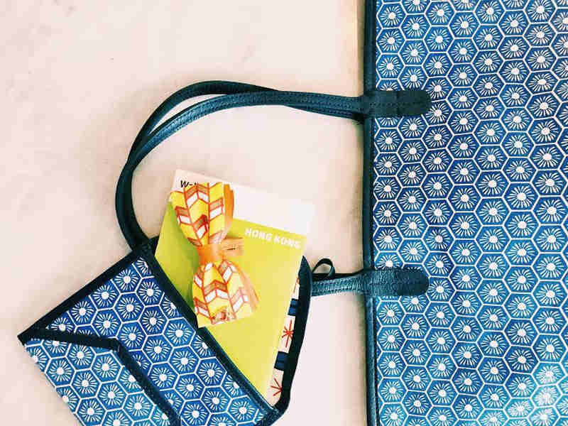 Pick up the Nala gift sets with Willow Wishes bag and the Peacock Pride Eton bow tie.