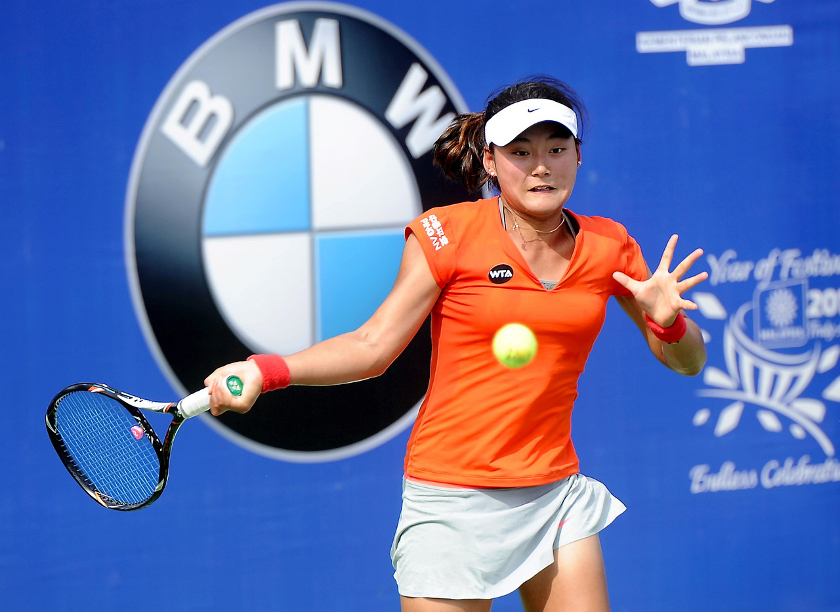 Wang Yafan from China plays against Nigina Abduraimova from Uzbekistan in the BMW Malaysian Open 2015 in Kuala Lumpur, March 1, 2015. u00e2u20acu201d Bernama pic