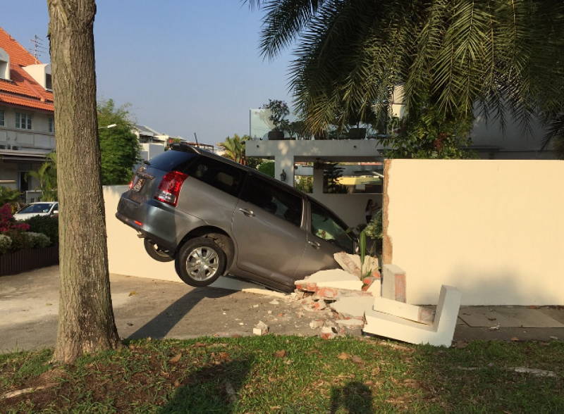 A car was seen crashed into a wall at Chuan View this morning. u00e2u20acu201d TODAY pic