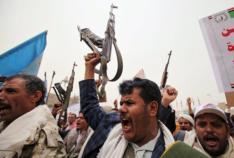 Supporters of Yemen's former president Ali Abdullah Saleh hold up their weapons during a rally against Saudi-led coalition airstrikes, in Sanaa April 3, 2015. u00e2u20acu201d Reuters pic