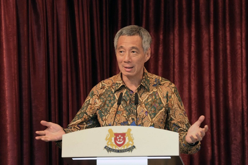 Prime Minister Lee Hsien Loong speaks at the closing dinner of the East Asia Summit Symposium on Religious Rehabilitation and Social Reintegration at Khadijah Mosque on 17 April 2015. u00e2u20acu201d TODAY picn