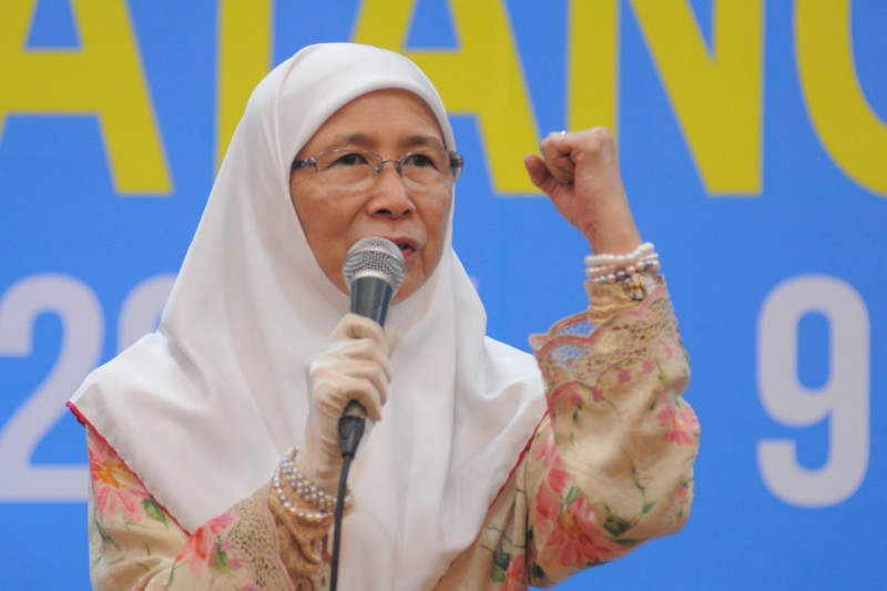PKR announced on April 24, 2015 that it has chosen its party president Datuk Seri Dr Wan Azizah as its candidate for the Permatang Pauh by-election,u00e2u20acu201d Picture by K.E. Ooi