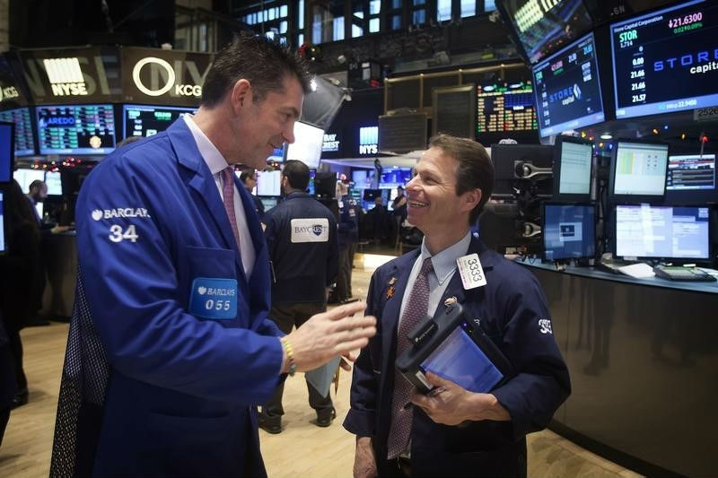 File picture shows traders working on the floor of the New York Stock Exchange in New York January 2, 2015. u00e2u20acu201d Reuters pic