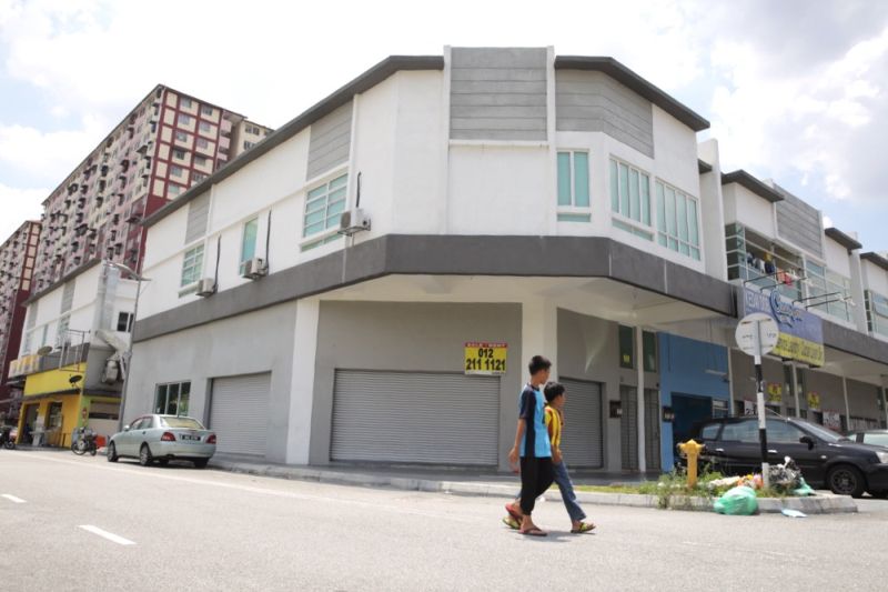 This picture taken on April 20, 2015 shows that the new church in Taman Medan has removed the cross it had put up on its facade earlier. — Picture by Choo Choy May