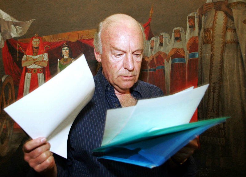 File picture shows Uruguayan writer Eduardo Galeano leafing through some notes before delivering a speech. Galeano died in Montevideo on April 13, 2015 at the age of 74. u00e2u20acu201d AFP pic