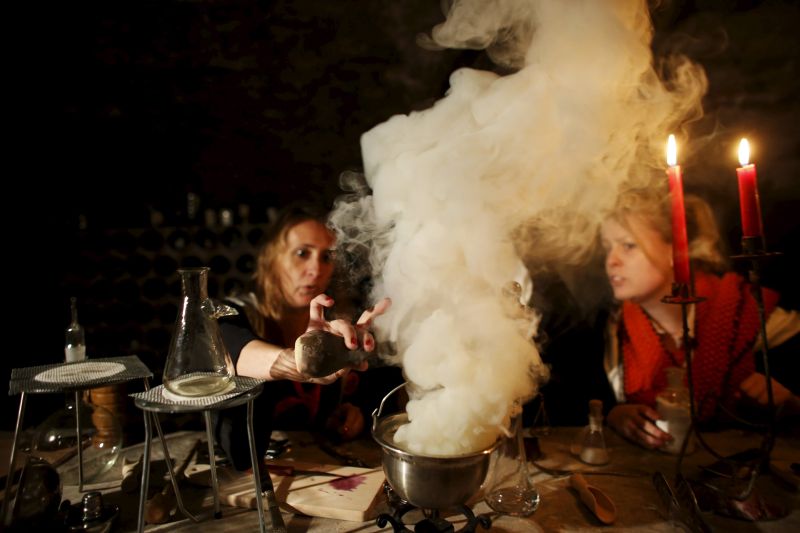 Participants demonstrate for the media before the role play event at Czocha Castle in Sucha, west southern Poland April 9, 2015. u00e2u20acu201d Reuters pic