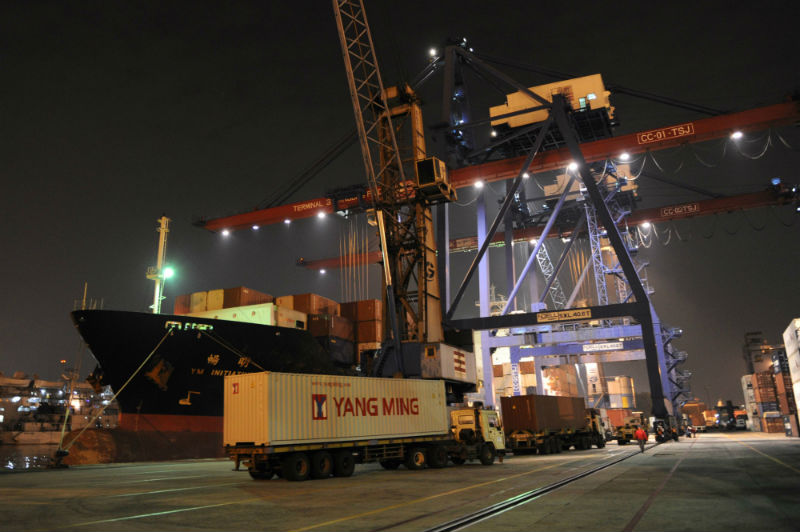 File picture shows a cargo ship being loaded with containers for export at the Jakarta port, October 22, 2014. u00e2u20acu201d AFP pic