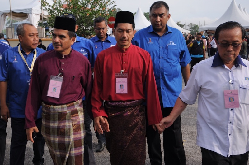 BN candidate Suhaimi Sabudin at the Permantang Pauh nomination center, April 25, 2015. u00e2u20acu201d Picture by K.E. Ooi