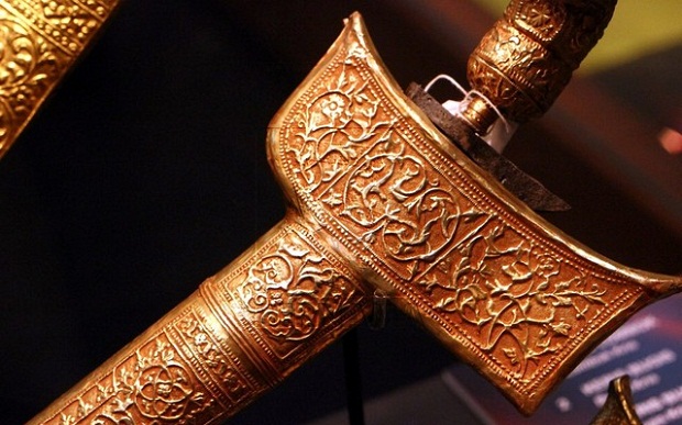 Kris has aesthetic values of completing clothing, customs, culture and art, as well as high economic value. u00e2u20acu201d Bernama pic 