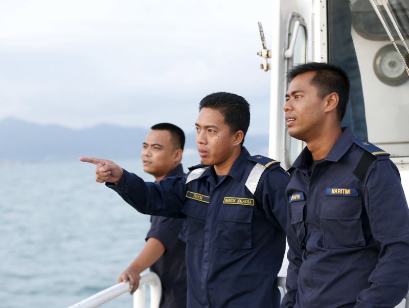 Maritime police patrol the waters around Langkawi island in Malaysia's northern state of Kedah, Malaysia, May 13, 2015. u00e2u20acu2022 Reuters pic