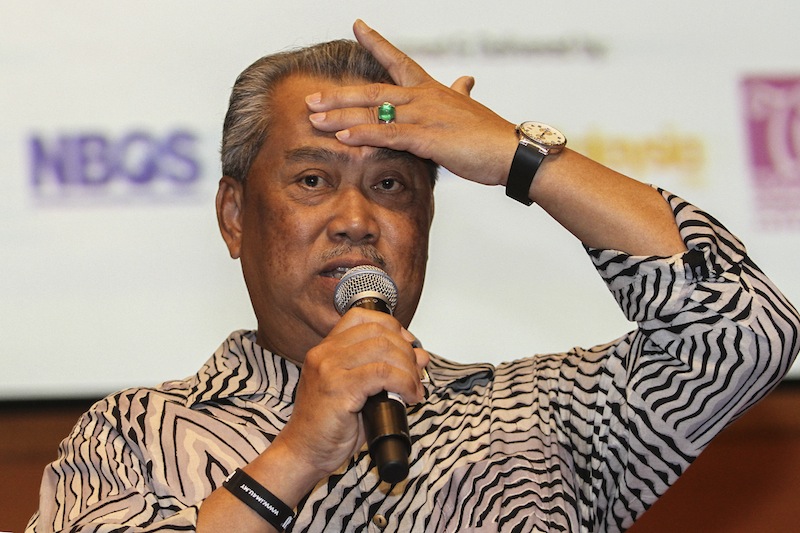 Deputy Prime Minister Tan Sri Muhyiddin Yassin visiting the National Blue Ocean Strategy Open Day at the Kuala Lumpur Convention Centre in Kuala Lumpur, May 24, 2015. u00e2u20acu201d Picture by Yusof Mat Isa