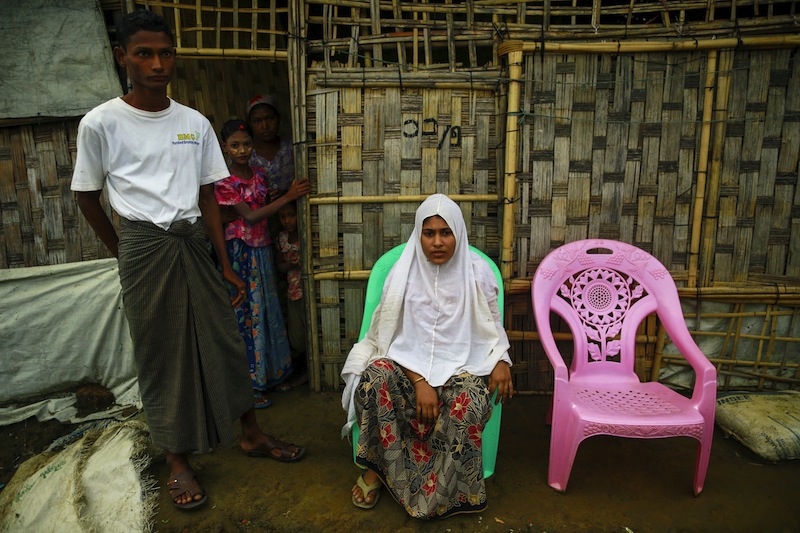 Marmot Rar Sein (left) and Be Be Asha, 20, who arrived back from a ship, are seen at a refugee camp outside Sittwe, Myanmar May 19, 2015. u00e2u20acu201du00c2u00a0Reuters pic