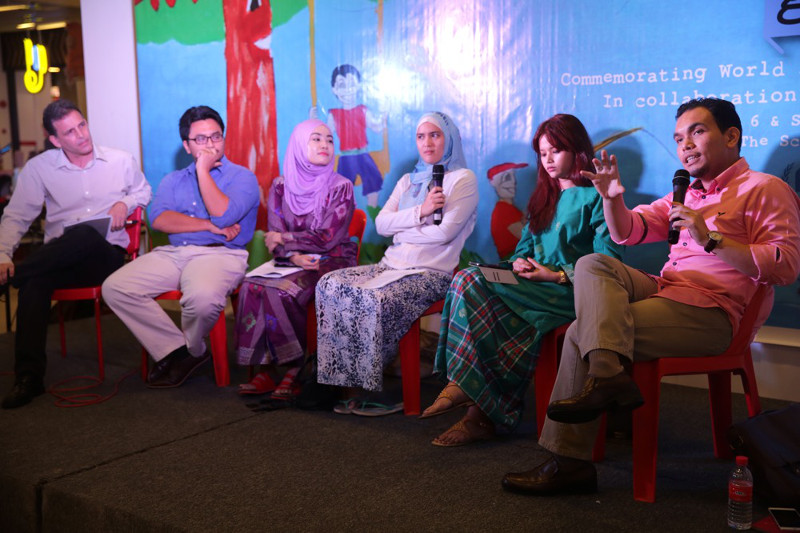Panellists at the Projek Dialog forum titled 'Melayu dan makna-maknanya' in Petaling Jaya, June 6, 2015.